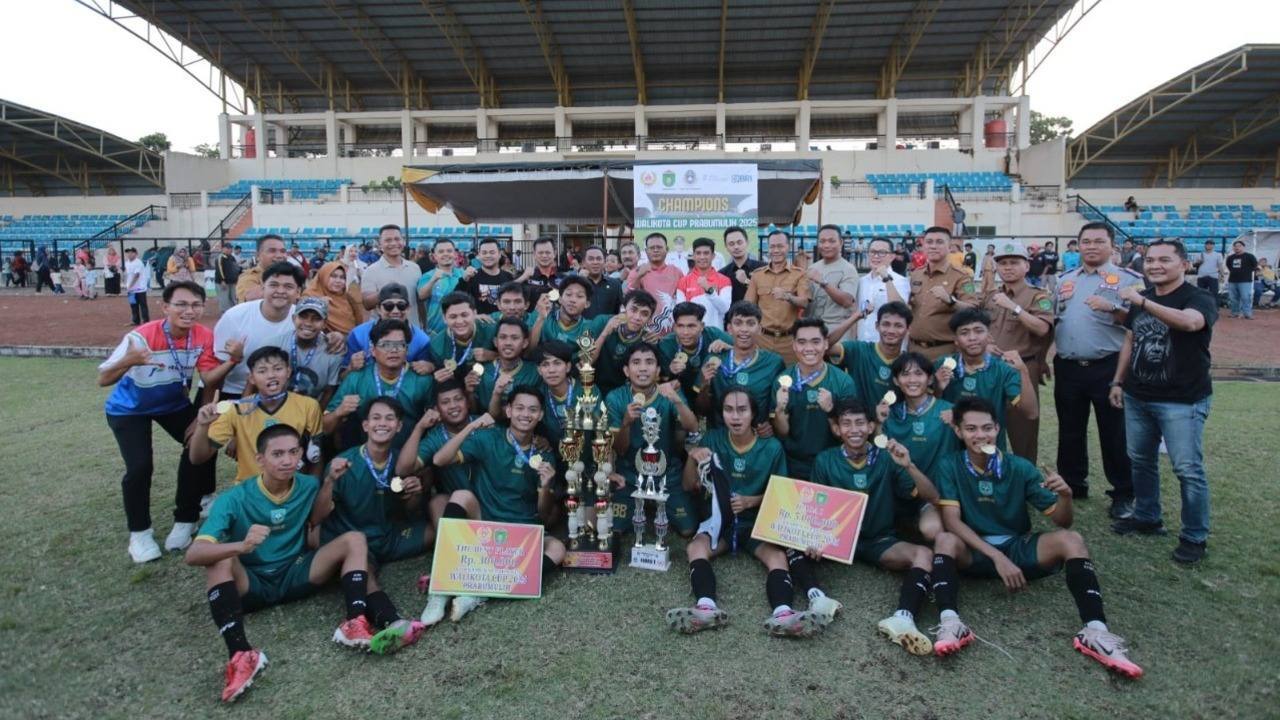 Gelora FC Juarai Turnamen Sepak Bola Walikota Prabumulih Cup 2025