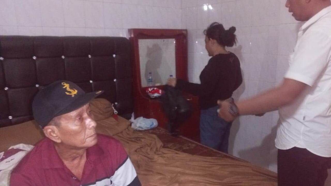 Pria Beristri dan Wanita Bersuami Digerebek Polisi