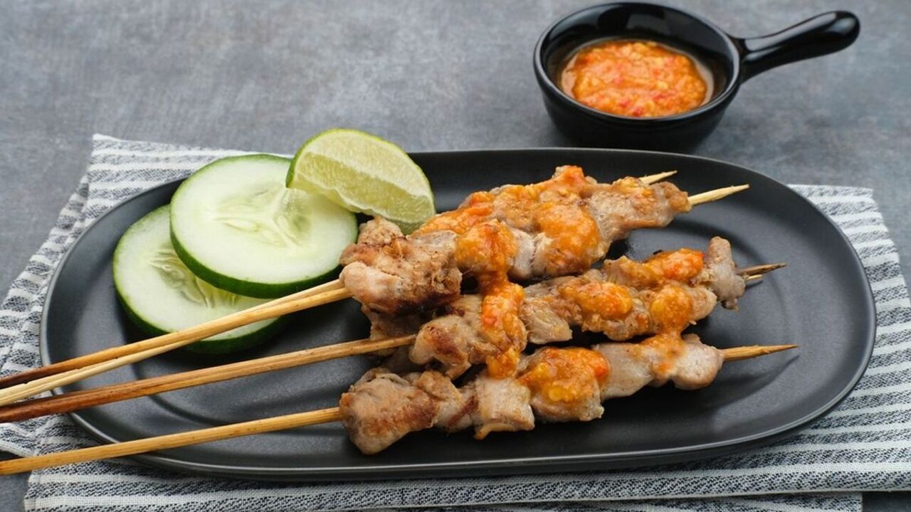 Sate Taichan : Kuliner Malam yang Terus Menarik Perhatian Pecinta Makanan