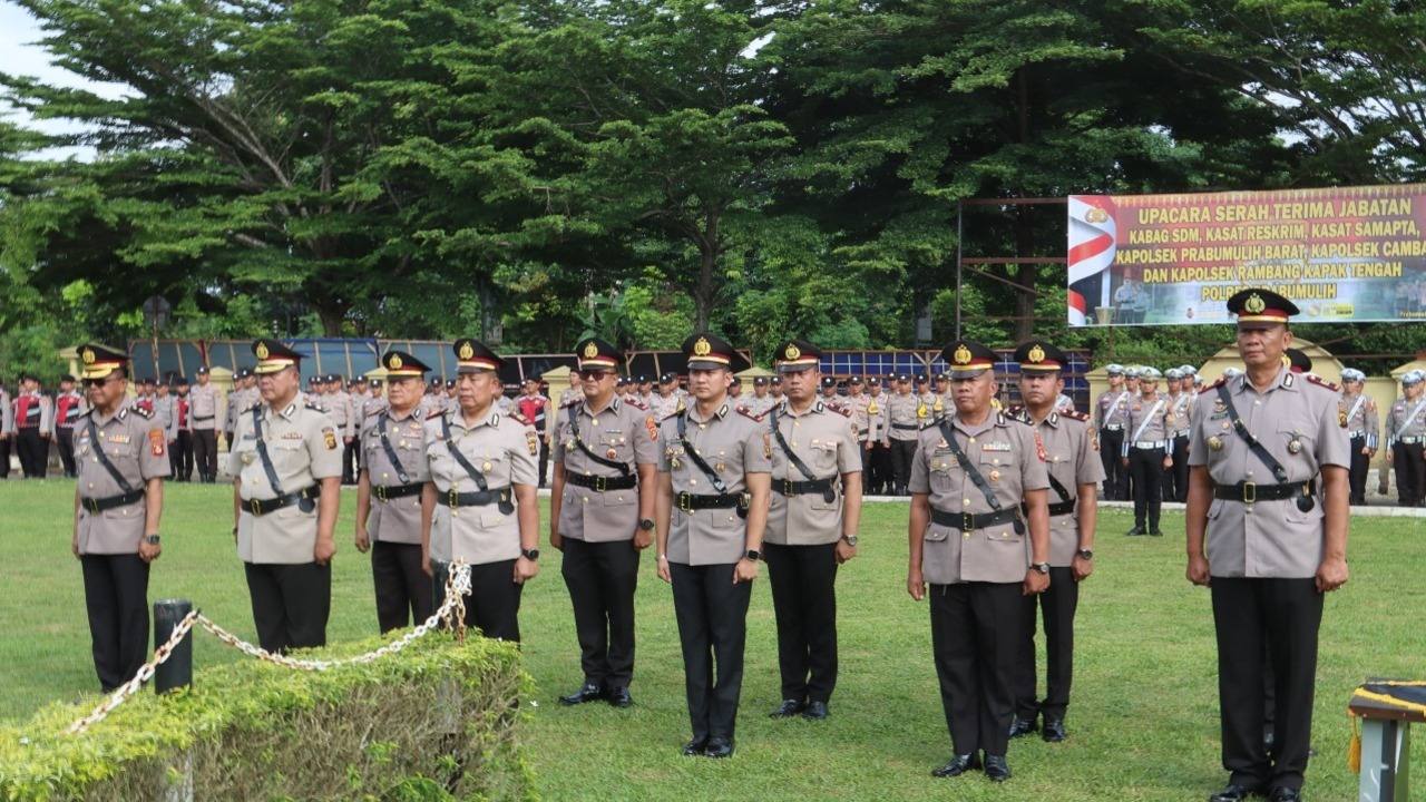 Pimpin Sertijab 6 Pejabat Utama Kapolres Prabumulih Ingatkan Personel Hindari Pelanggaran Sekecil Apapun