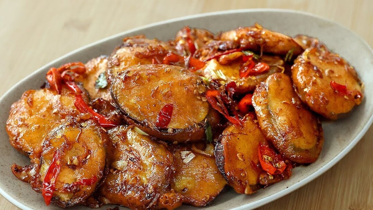 Terong Goreng Pedas Daun Jeruk, Sajian Rumahan yang Naik Kelas