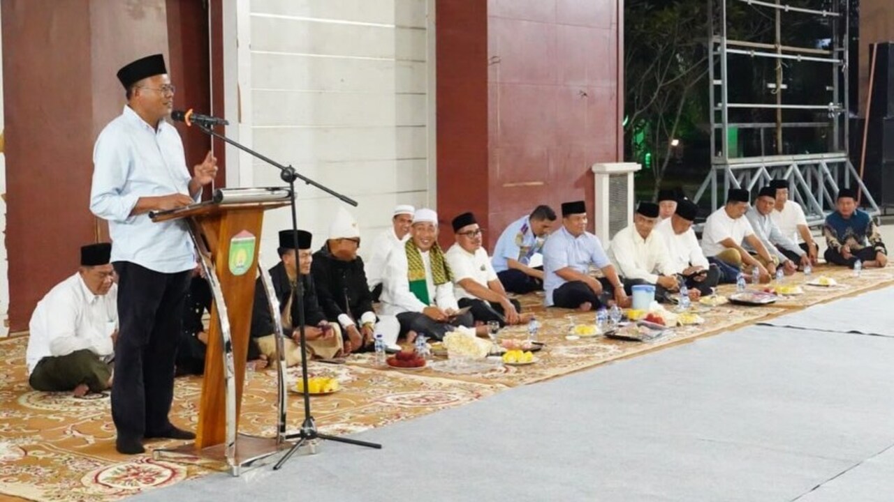 Pemkot Prabumulih Tutup 2025 dengan Yasinan dan Doa Bersama, H Arlan Tekankan Introspeksi dan Komitmen 2026