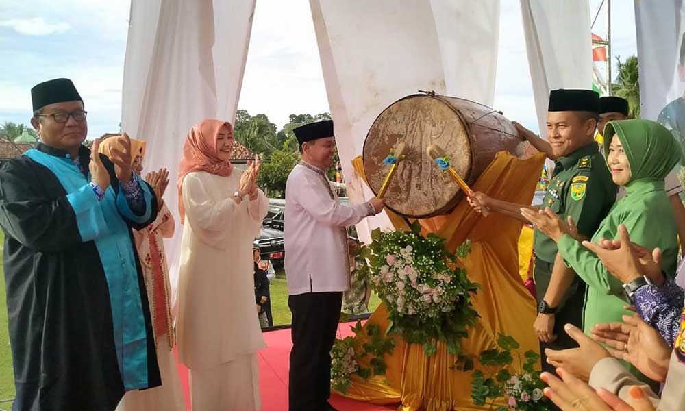 Pembukaan MTQ ke-38 Berlangsung Meriah dan Khidmat