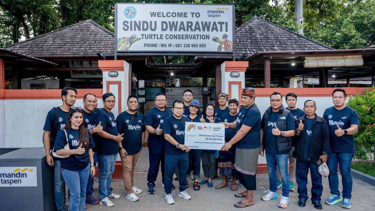 Bank Mandiri Taspen Dukung Pelestarian Penyu di Sindu Dwarawati, Denpasar