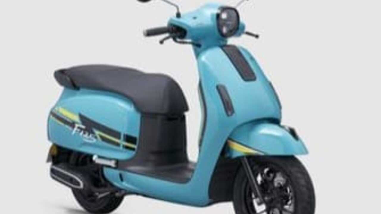 Honda Rilis NWF125 Gulf Blue, Motor Matik Retro 125 cc yang Bikin Fazzio Waspada