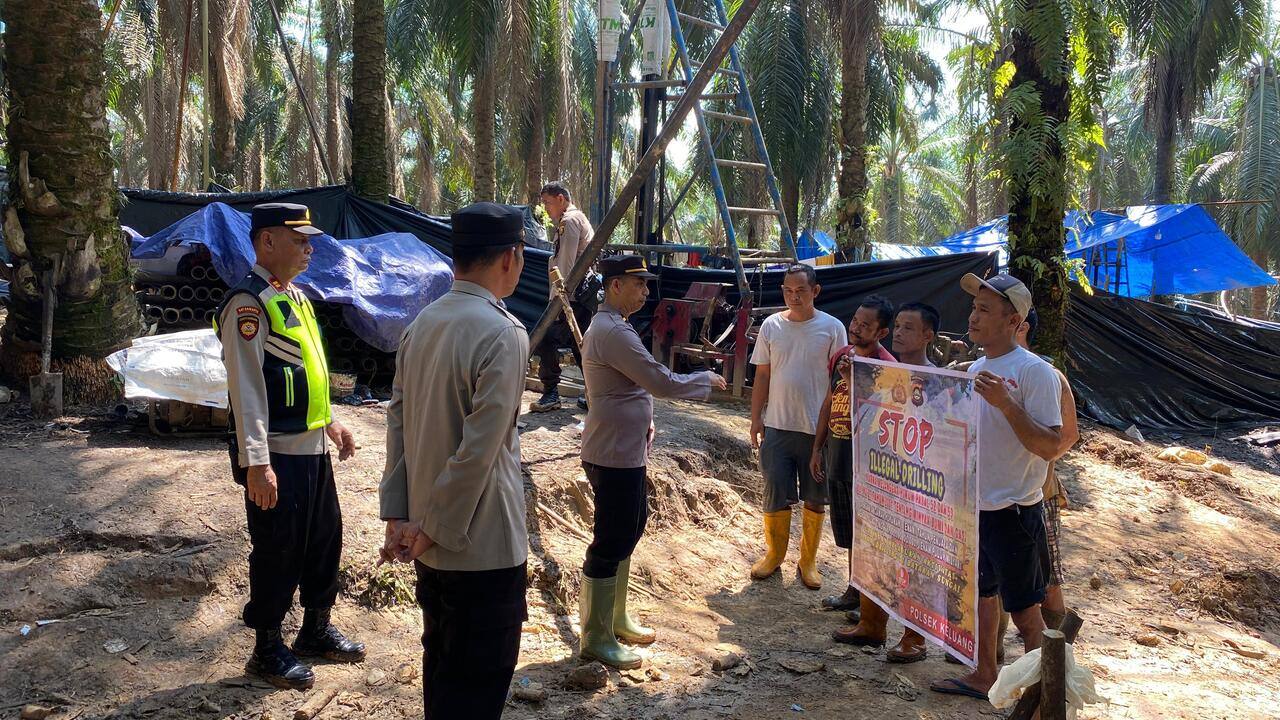 Polsek Keluang Laksanakan Sosialisasi kepada Pelaku Ilegal Driling, Ini Isi Imbauannya