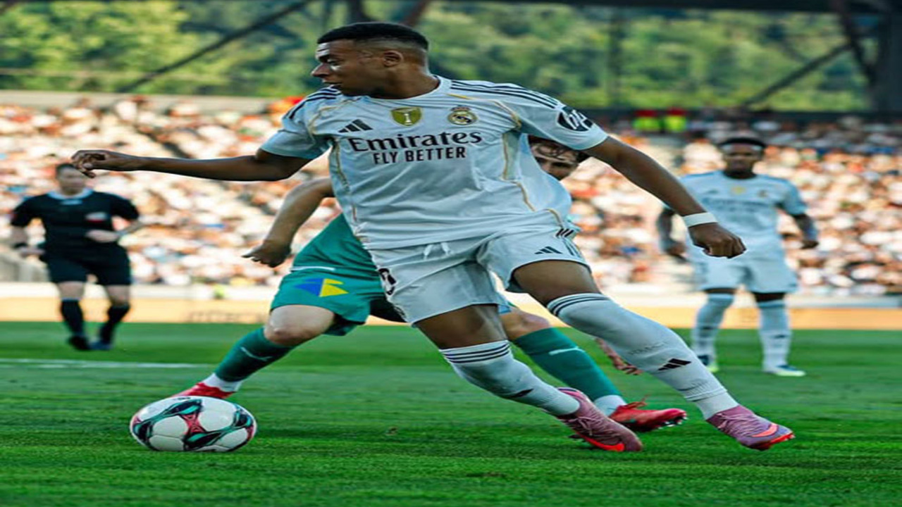 Real Madrid Menang Telak 4-0 Atas WSG Tirol di Laga Uji Coba Pra-Musim