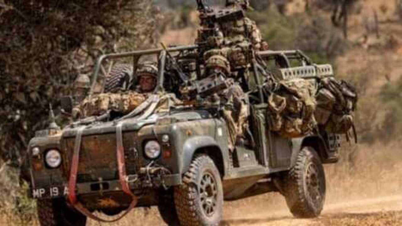 “Landy” Pamit! Ini Kesempatan Emas Punya Land Rover Asli Medan Tempur