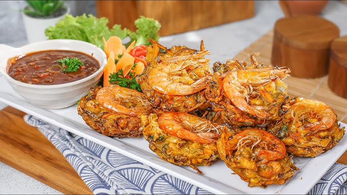 Bakwan Udang : Camilan Gurih yang Tak Pernah Absen di Meja Makan Indonesia