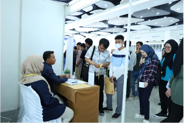 Ada 3.000 Lowongan Kerja di Job Fair Palembang, Buruan Daftar!