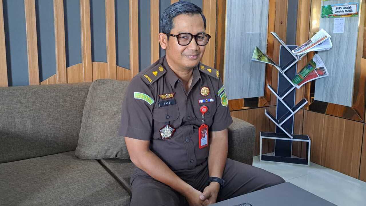Tangani Kasus Dugaan Korupsi Dana Hibah Pilkada 2024, Kejari Prabumulih Periksa 5 Komisioner KPU Prabumulih 
