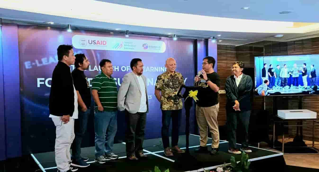 E-Learning 8 Jurus Jitu Kelola Media Siber Diluncurkan AMSI Bersama Internews dan USAID...