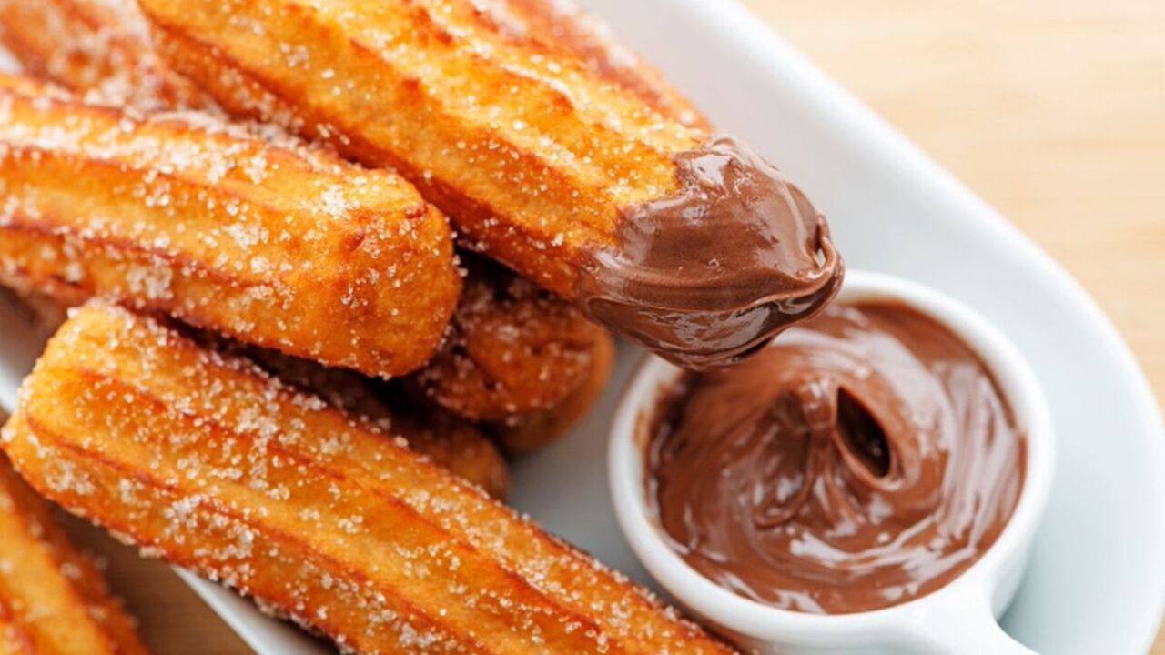 Churros Cokla t: Camilan Manis Renyah yang Kembali Jadi Tren di Kalangan Anak Muda