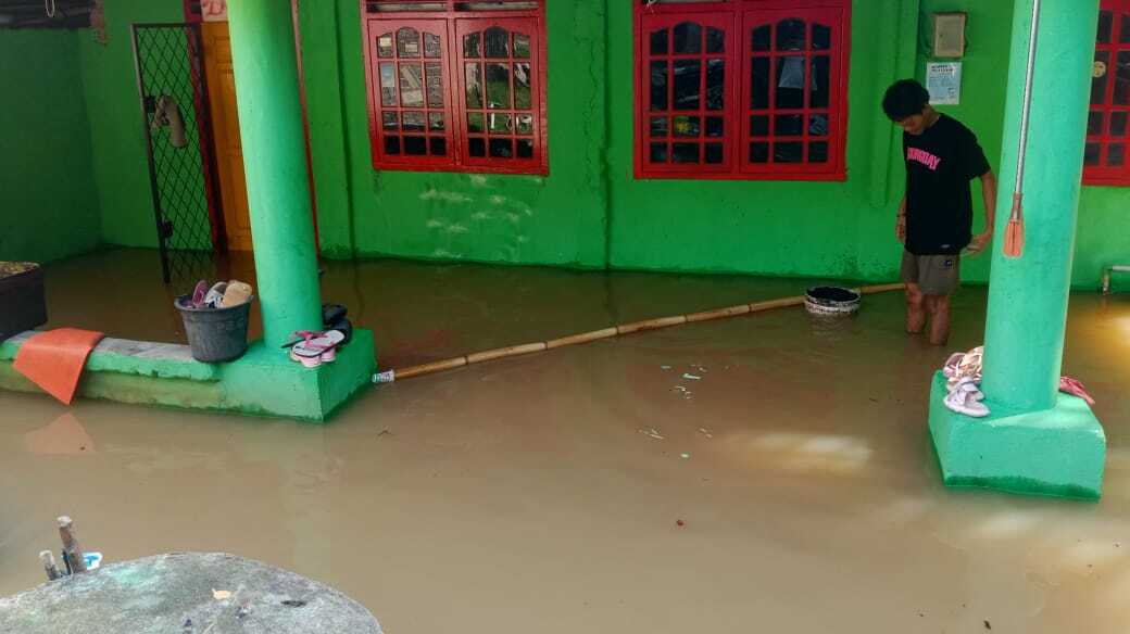 Ratusan Rumah Warga Desa Gunung Meraksa Terendam Banjir