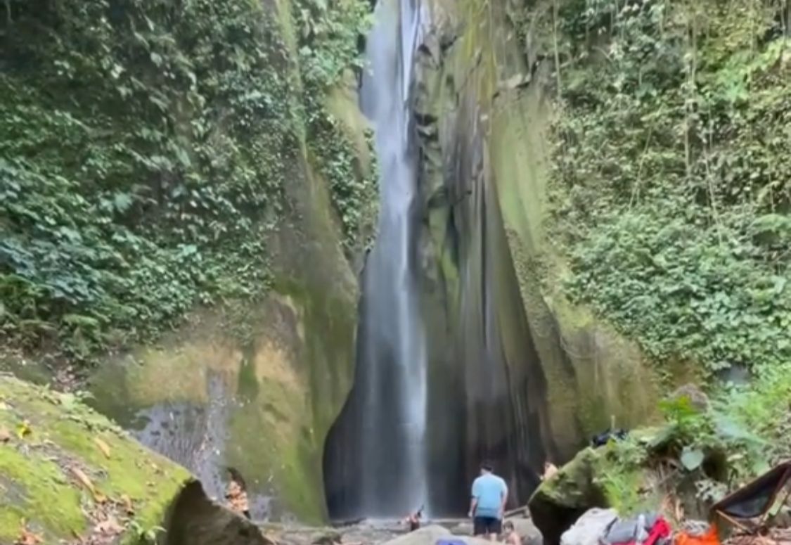 Curug Manduriang: Salah Satu Destinasi Wisata Alam Tersembunyi di OKU Selatan yang Wajib Dikunjungi