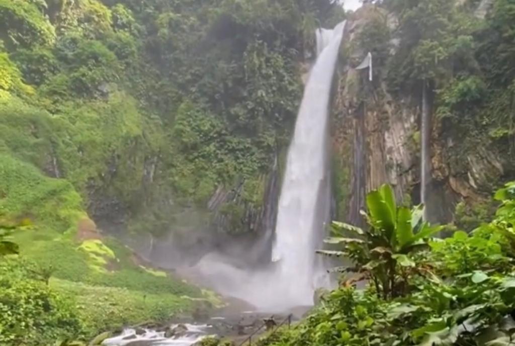 Wisata Alam Air Terjun Tri Sakti dan Puspa Dewi di Provinsi Bengkulu