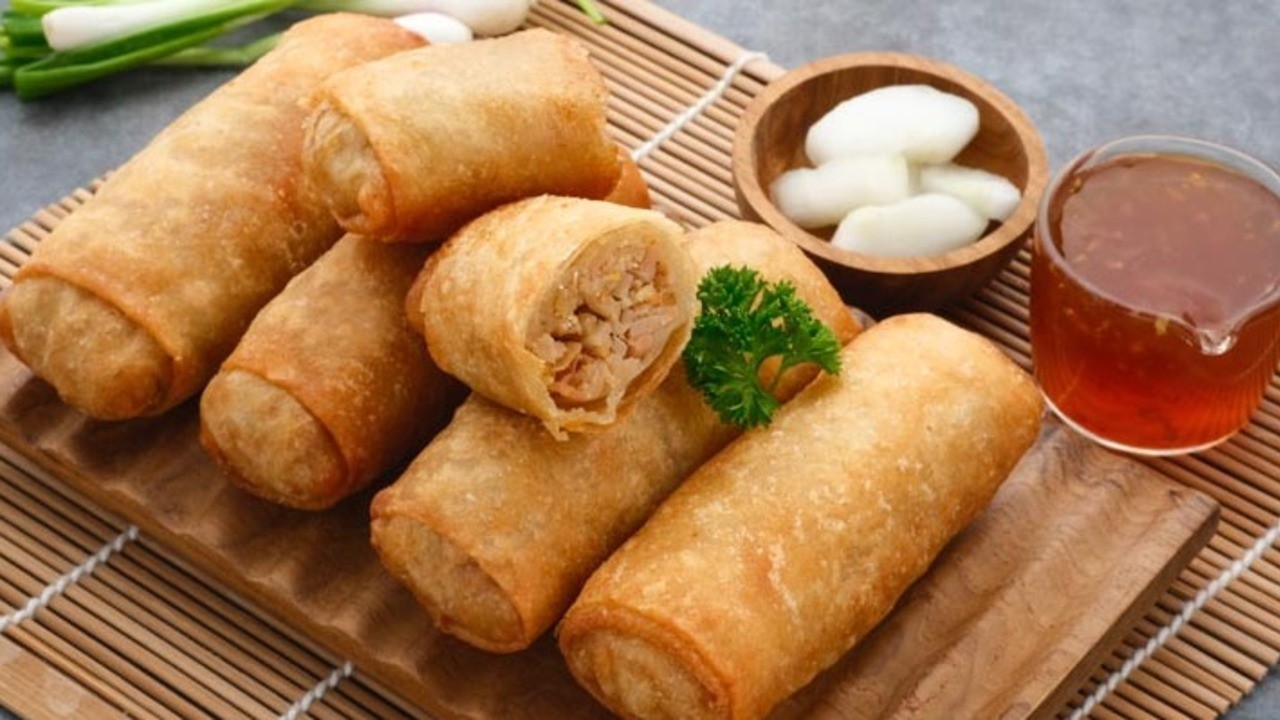 Lumpia Semarang, Warisan Kuliner Legendaris yang Tetap Digemari Lintas Generasi