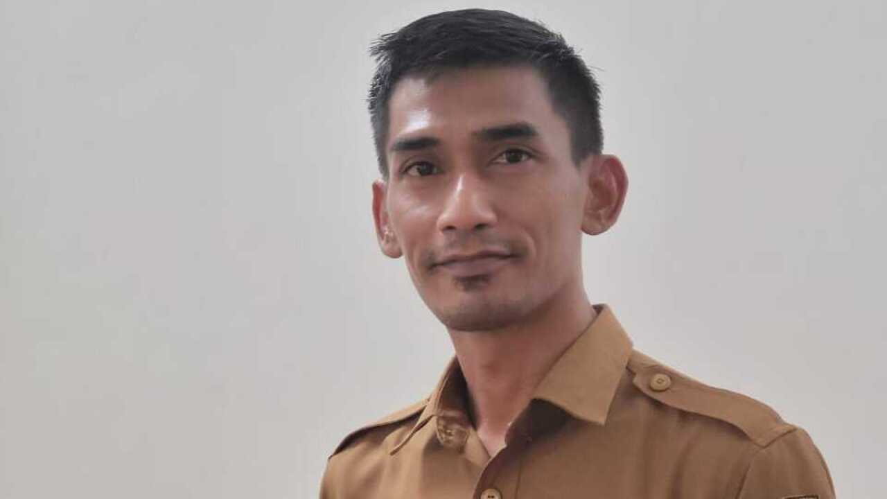 Siswa SD-SMP Muara Enim Terima LKS Gratis Wujud Program MEMBARA Ringankan Beban Orang Tua