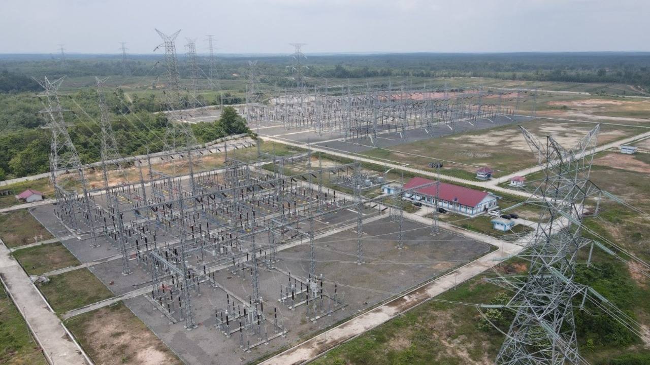 Menuju Kemandirian Energi, PLN UIP Sumbagsel Turut Sukseskan Peresmian 37 Proyek Strategis Kelistrikan