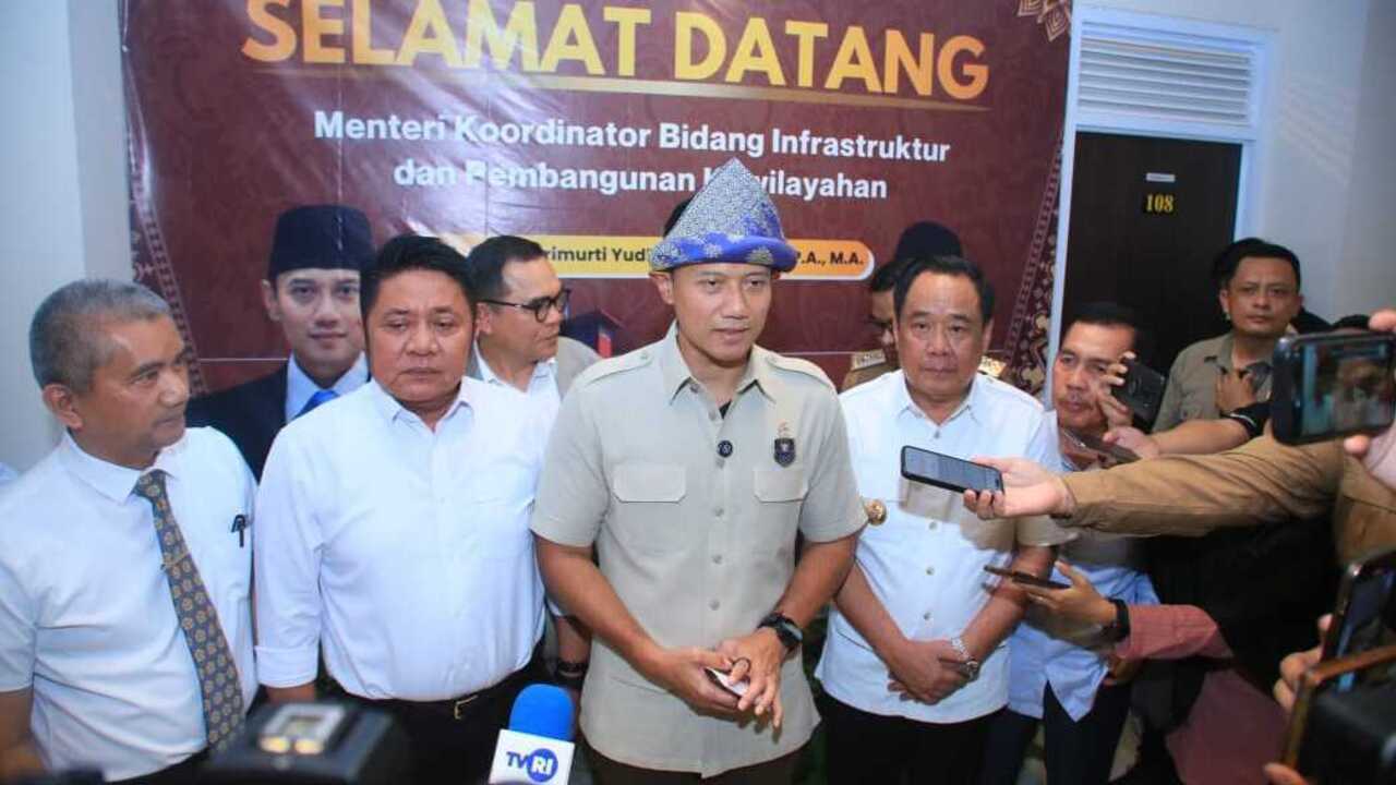 Didampingi Gubernur Herman Deru, Menko AHY Tinjau Hunian Mahasiswa Unsri
