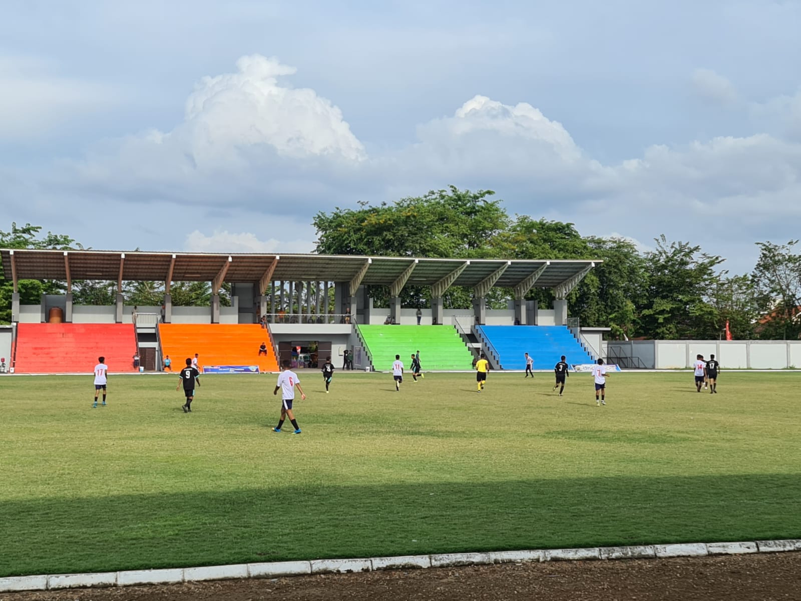Tumbangkan Garuda FC 2-1, Disdikbud OKUT FC Melenggang ke Perempat Final