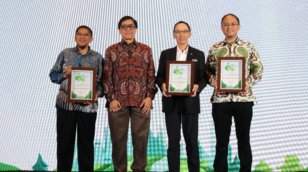 Danamon Raih Penghargaan di The Best Corporate Emission Reduction Transparency Award 2025