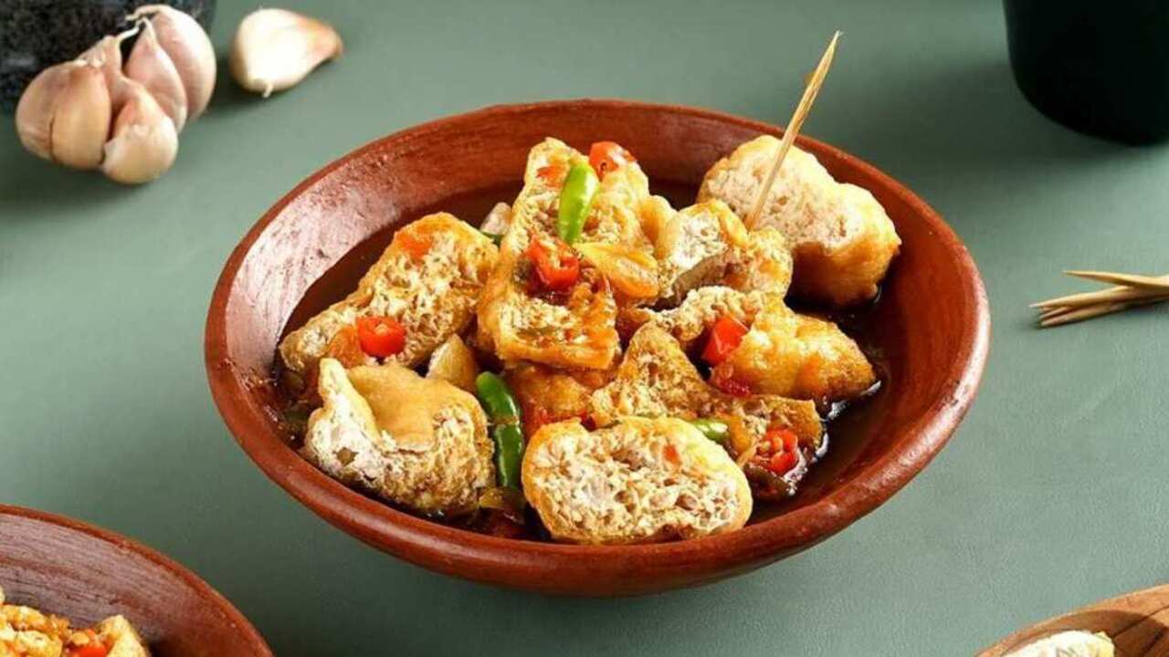 Tahu Gejrot : Kuliner Tradisional Cirebon yang Terus Menggoda Lidah Penikmat Nusantara