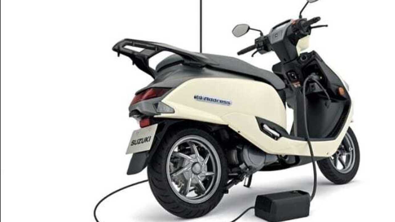 Harga Rp35 Jutaan, Suzuki e-Access Tawarkan Motor Listrik Keluarga Paling Masuk Akal
