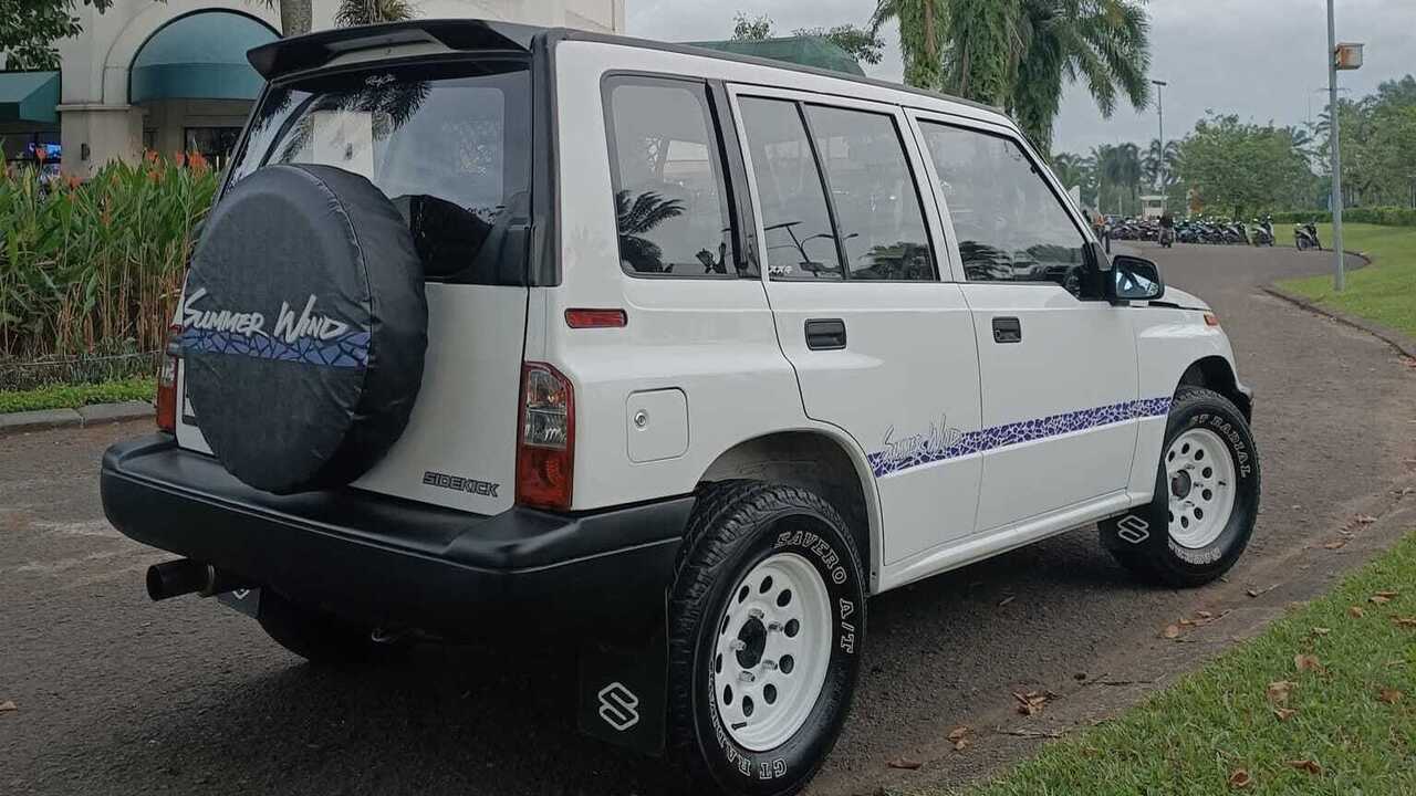 Fakta Unik Suzuki Sidekick 1996, SUV Kompak yang Merakyat di Zamannya