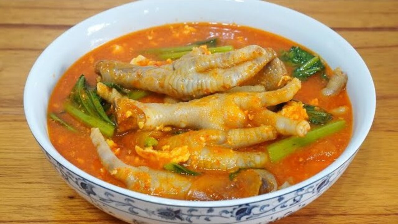 Seblak Ceker Kuah Pedas, Kuliner Pedas yang Terus Menggoda Selera