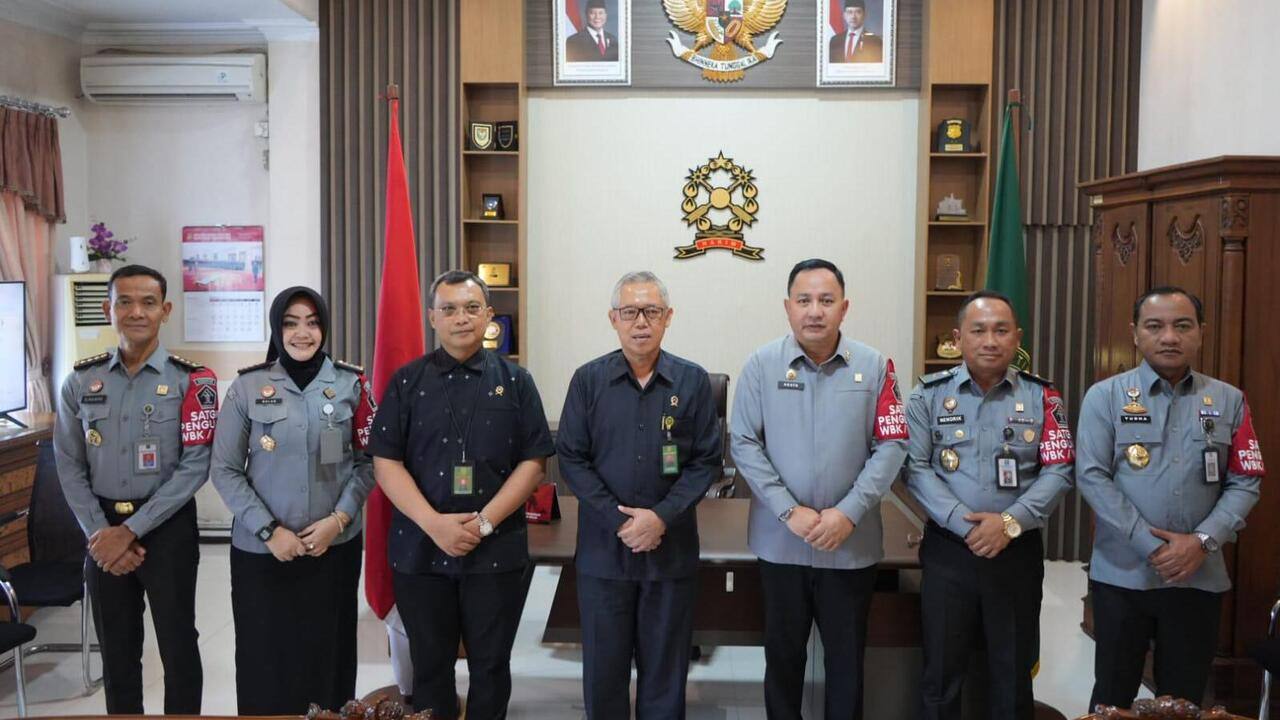 Sambangi Pengadilan Tinggi Palembang, Kakanwil Kemenkum Sumsel Bahas Kolaborasi Bidang Hukum