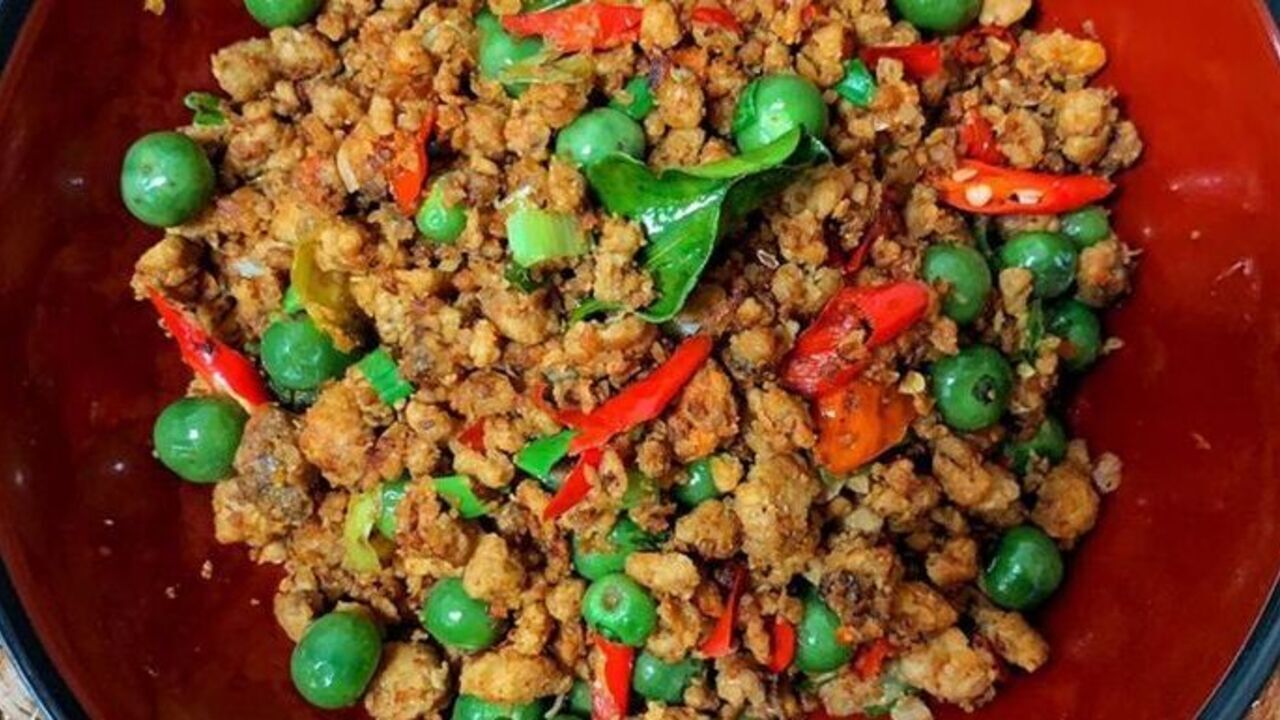 Tumis Oncom Leunca Pedas : Sajian Sederhana yang Menggugah Selera dan Sarat Cita Rasa Sunda