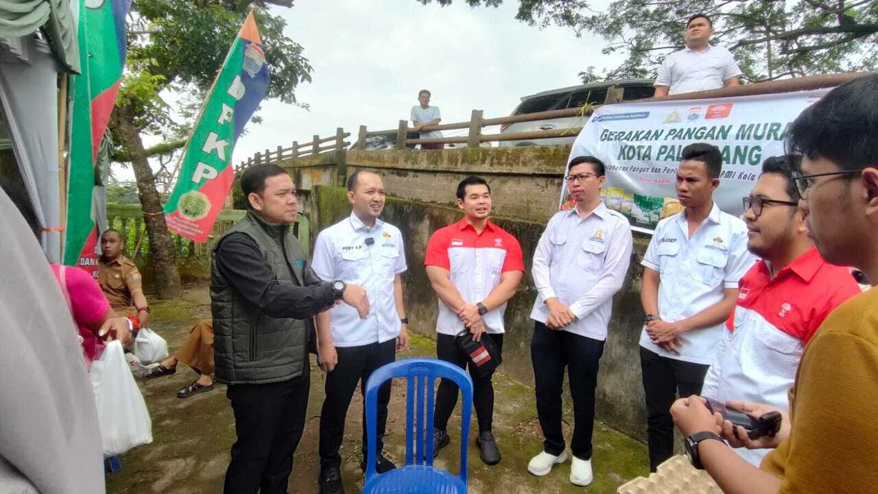 Jelang Lebaran, HIPMI Palembang Bantu Warga Dapatkan Kebutuhan Pokok Murah