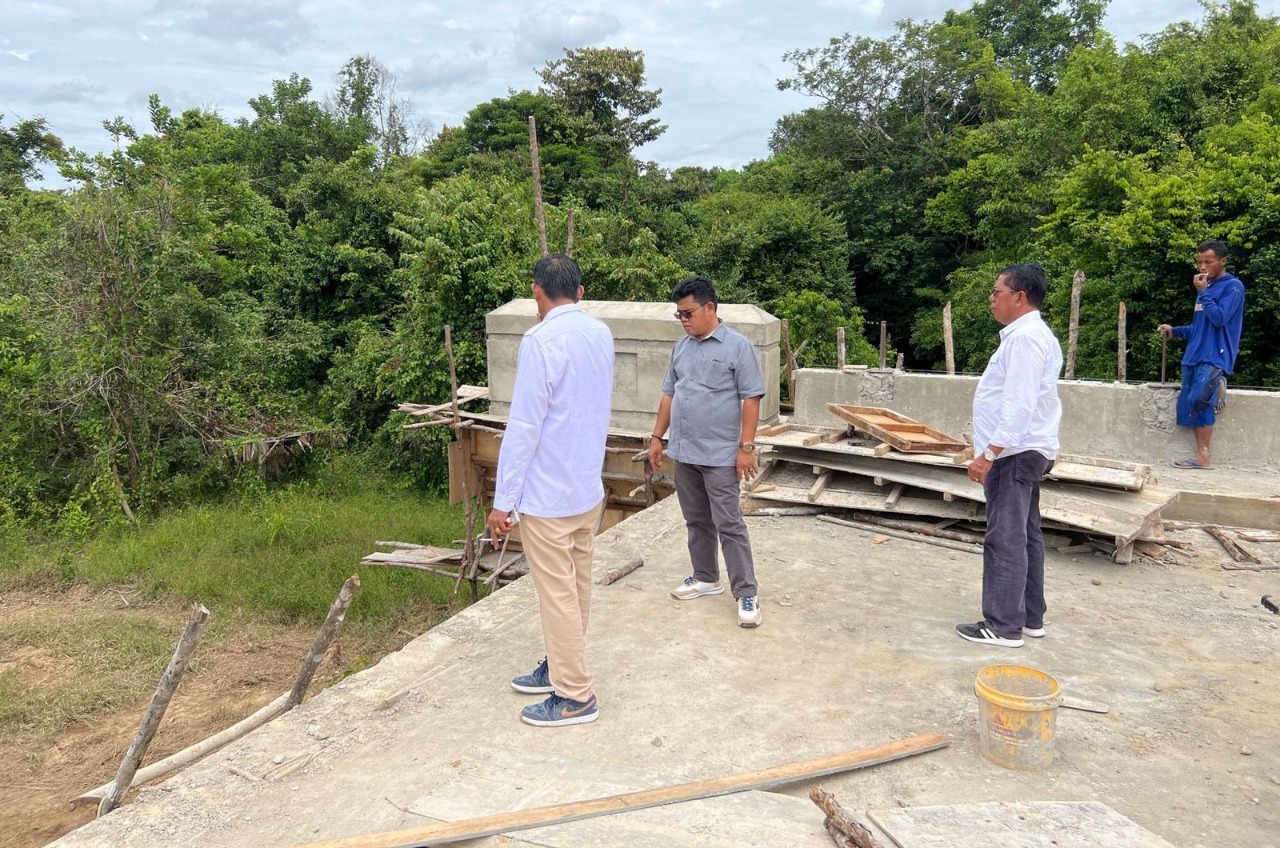 Dewan Berang, Proyek Simpang Aur-ME Tidak Beres