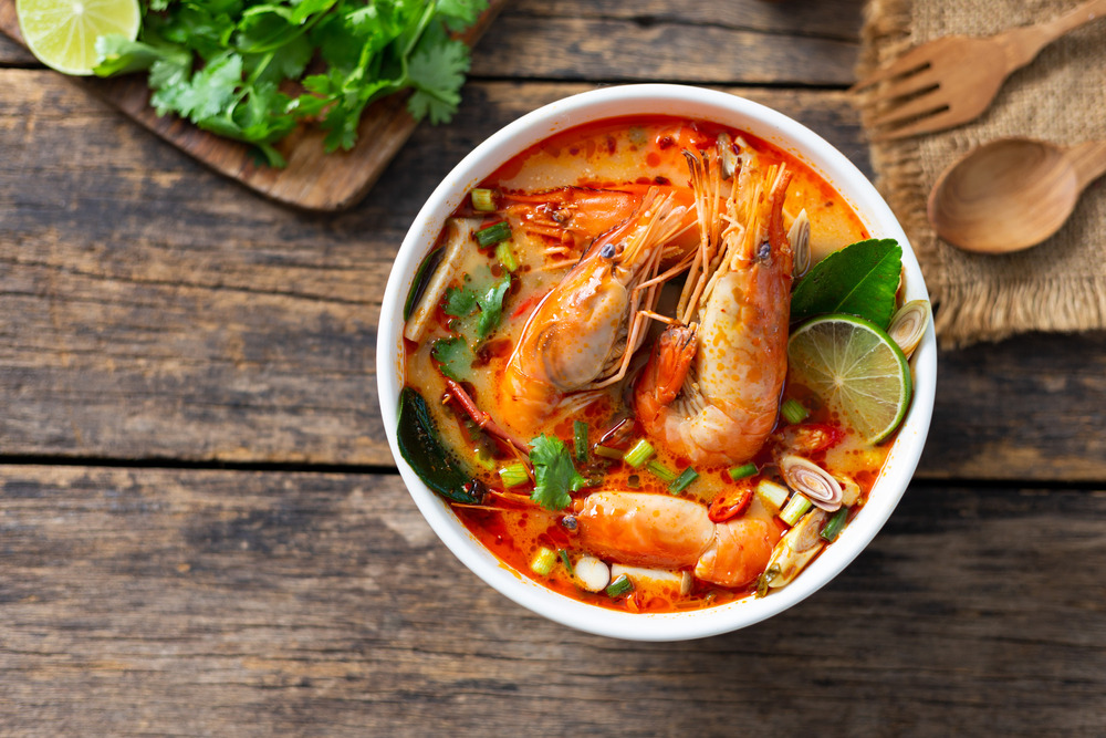 Tom Yum Udang : Perpaduan Sempurna Asam Pedas Khas Thailand yang Menggoda Selera