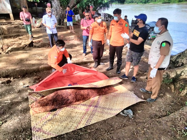 Warga Teluk Kijing Heboh, Ada Mayat Hanyut di Sungai Musi