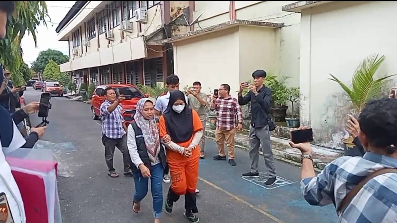 5 Tahun Buron, Tika Wulandari Tersangka Penipuan Modus Perumahan Syariah Ditangkap di Depok