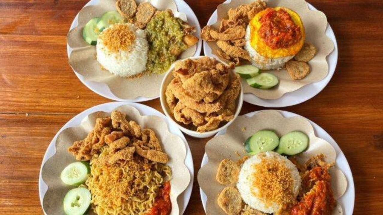 Nasi Kulit Ayam, Hidangan Sederhana yang Jadi Primadona Kuliner Indonesia