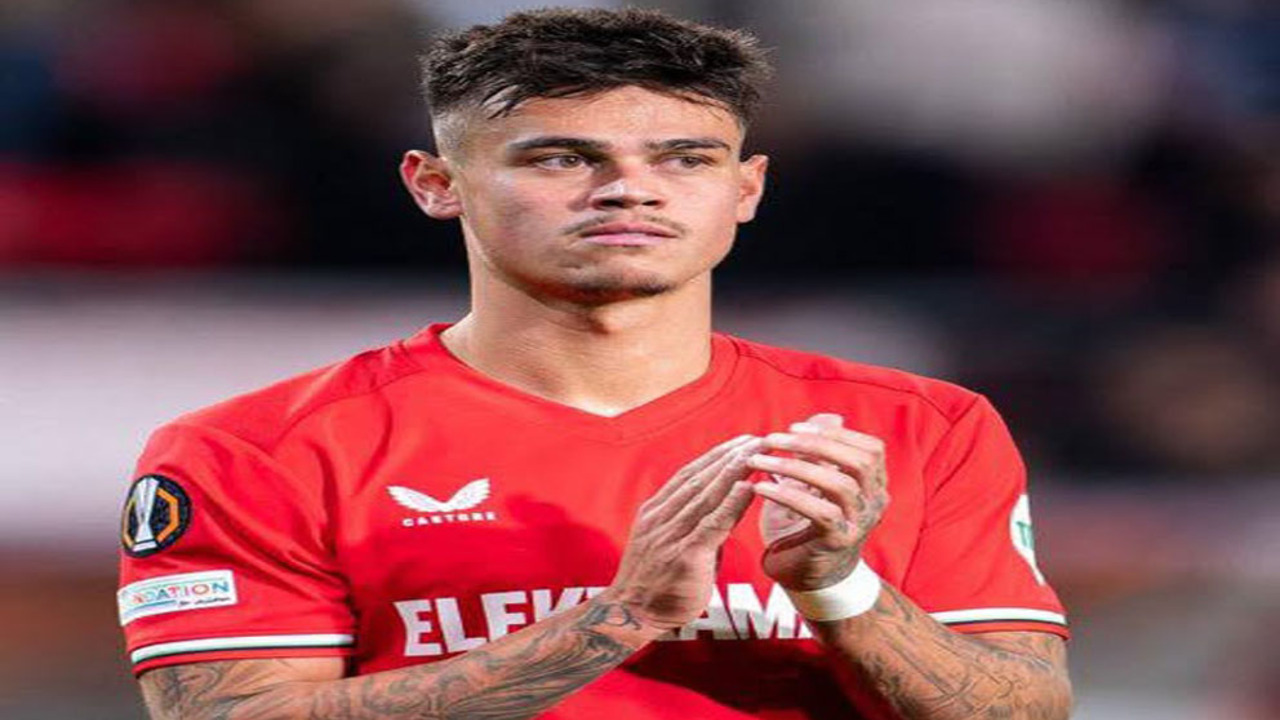 Transfer Mees Hilgers ke Stade Brest Batal Gara-Gara Deadline, Apa Langkah Selanjutnya?