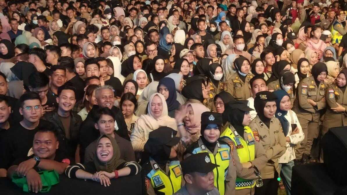 Hampir akan Keos, Polisi Akhirnya Dapat Kembalikan Kondusivits Konser Armada di Ogan Ilir