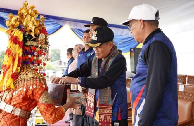 Wakil Bupati Ogan Ilir Resmi Membuka Olimpiade Olahraga Siswa Nasional 2024 untuk SD dan SMP