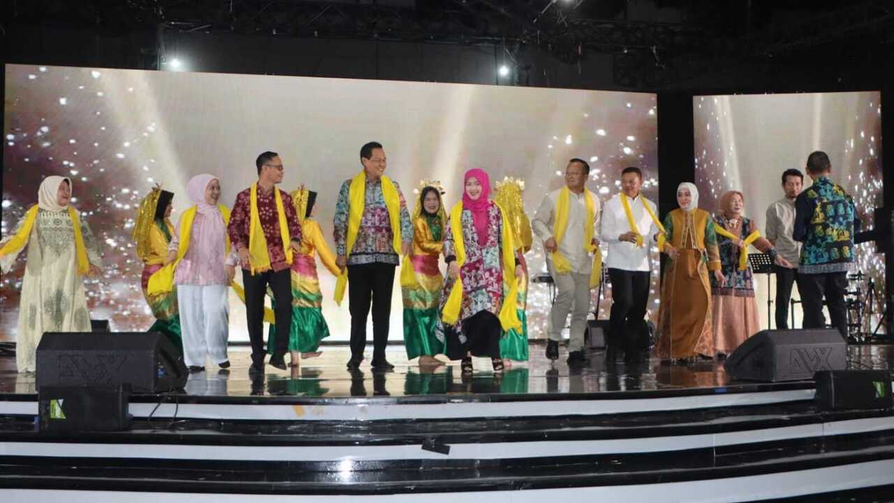 Tekankan Peran Penting Alumni Dorong Kemajuan Daerah