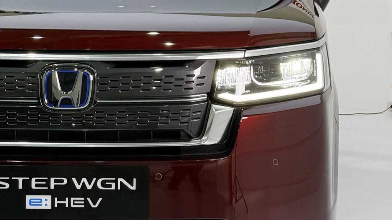 Lebih Canggih dari Freed, Lebih Murah dari Odyssey: Honda StepWGN Siap Masuk RI.