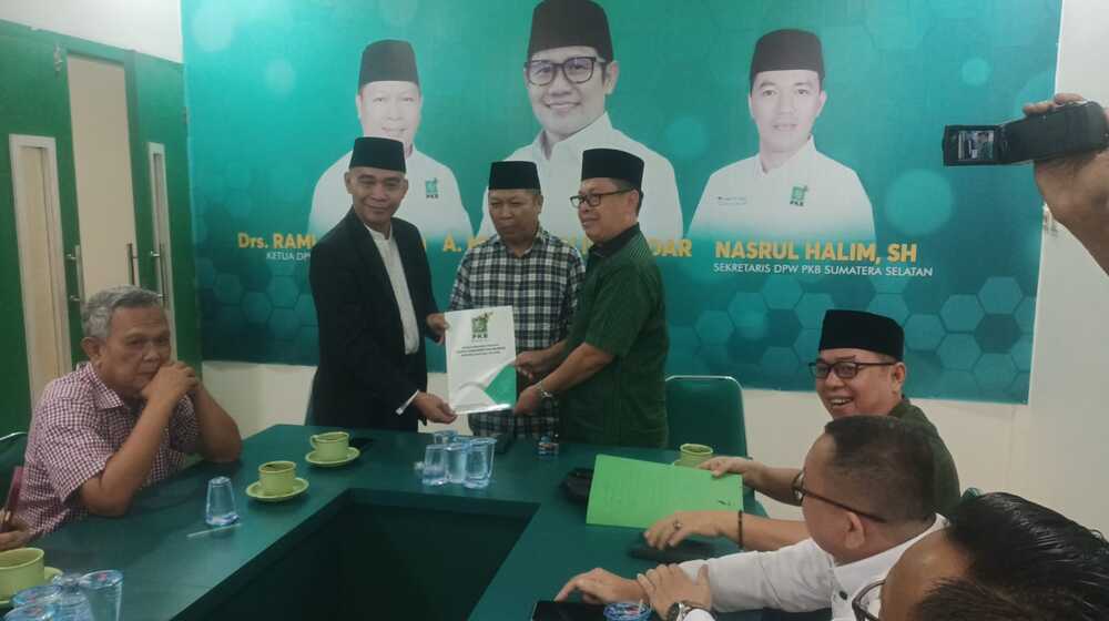 Eddy Santana Putra Serius Maju di Pilgub: Ambil Formulir di PAN dan PKB