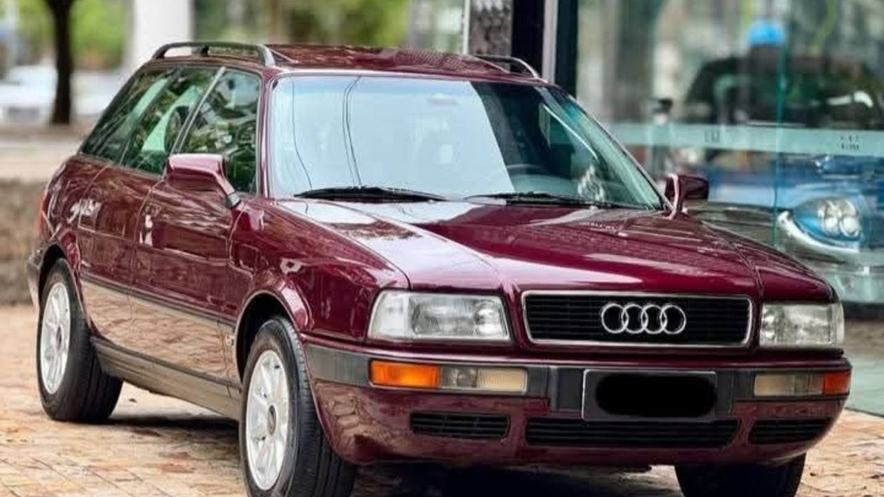 Audi 80 Avant Wagon 2.6 V6 A/T 1995: Simbol Keanggunan dan Inovasi Jerman Era 90-an.