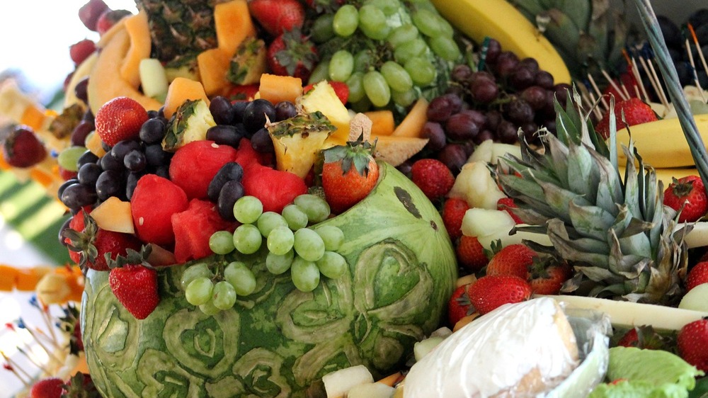 Menjaga Kesehatan Mata: Mulai Konsumsi Buah-buahan Ini untuk Kebutuhan Nutrisi yang Tepat!