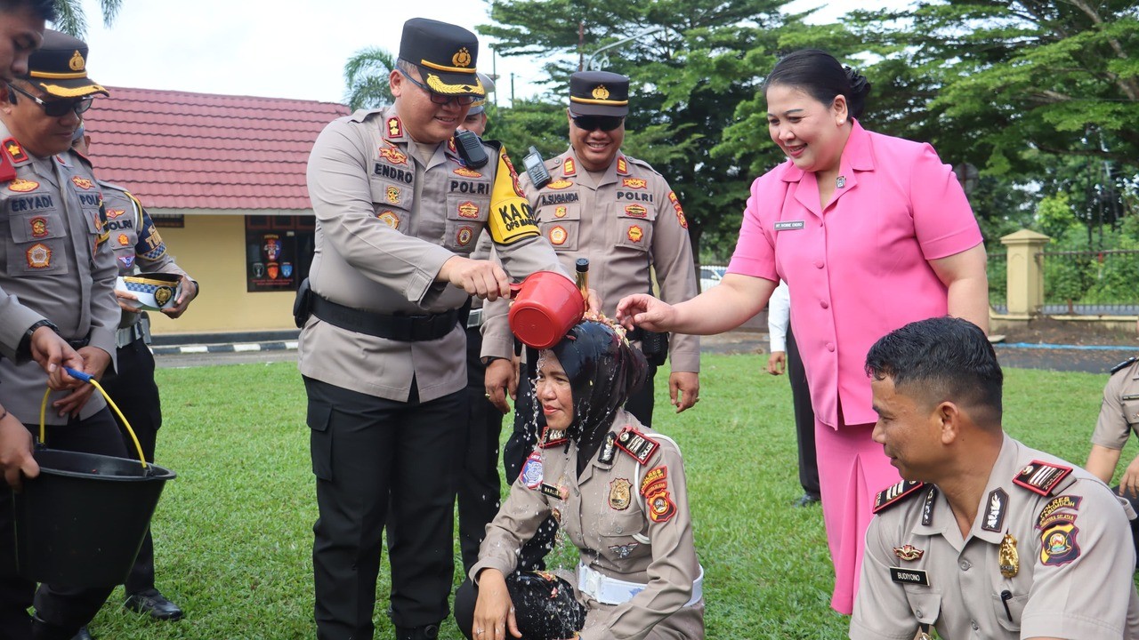 35 Personel Polres Prabumulih Naik Pangkat, Ini Pesan Kapolres!