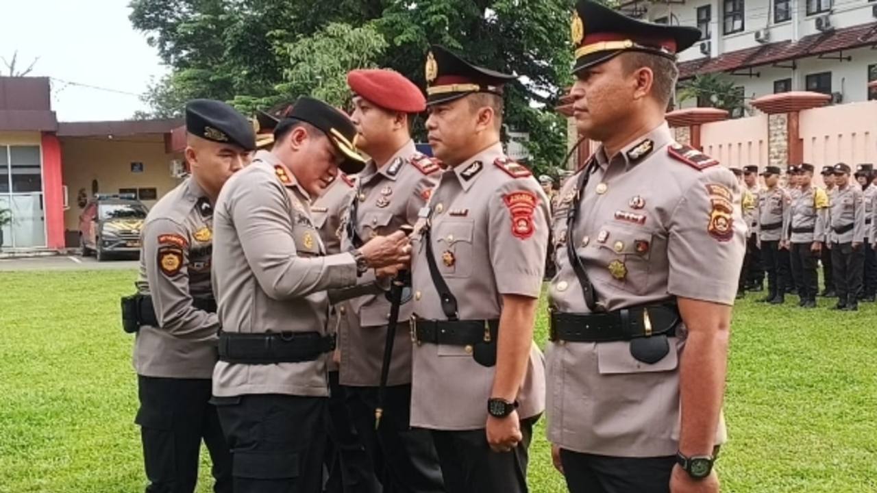 Tiga Perwira Polres Muara Enim Dimutasi