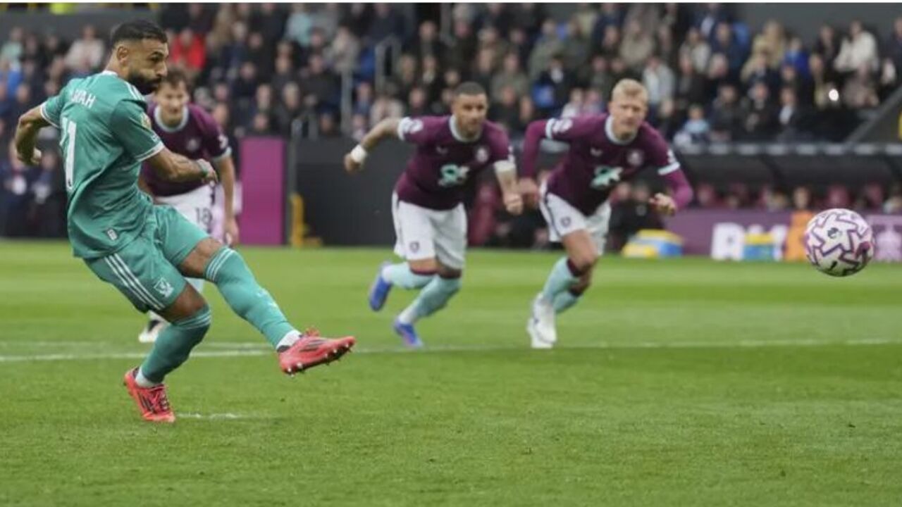 Drama Penalti Mohamed Salah Antar Liverpool Menang 1-0 Atas Burnley