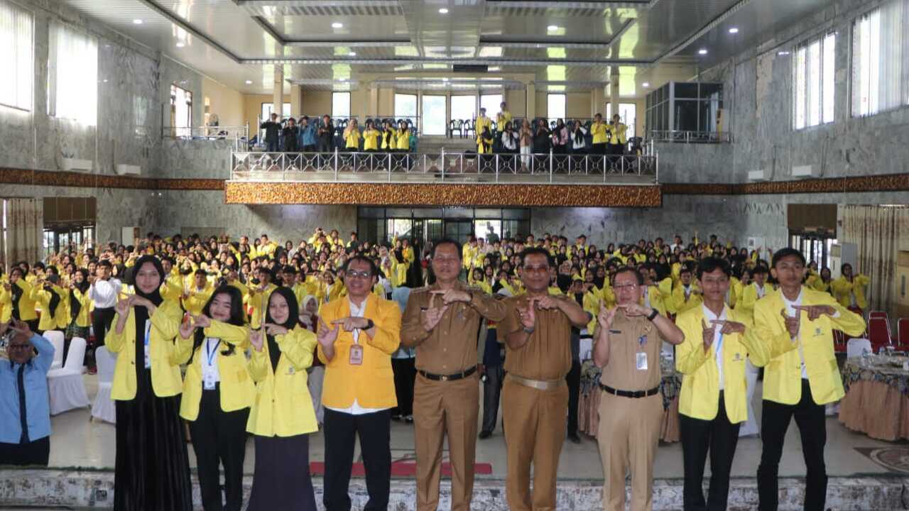 Bangga Masyarakat Semangat Tempuh Pendidikan Tinggi